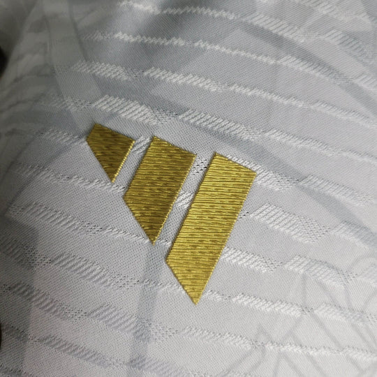 Maillot Real Madrid saison 2023-2024 édition limitée doré