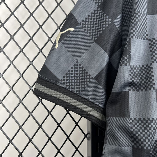 Maillot City foot noir concept Louis Vuitton 2024 2025