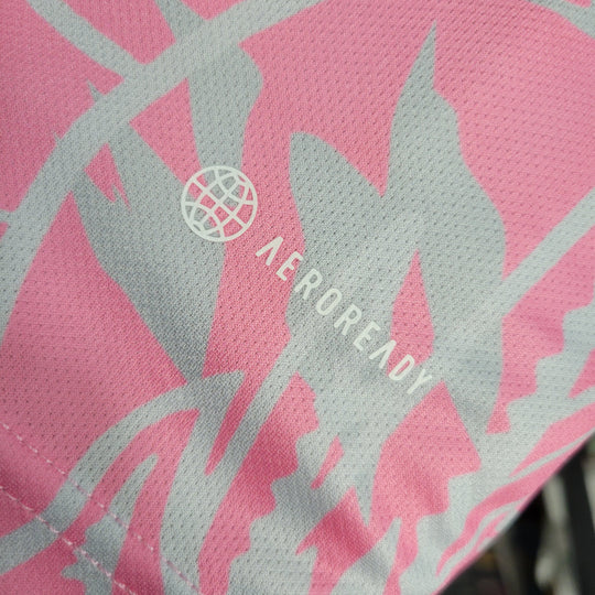 Maillot Real Madrid saison 2023-2024 édition spéciale Dragon rose