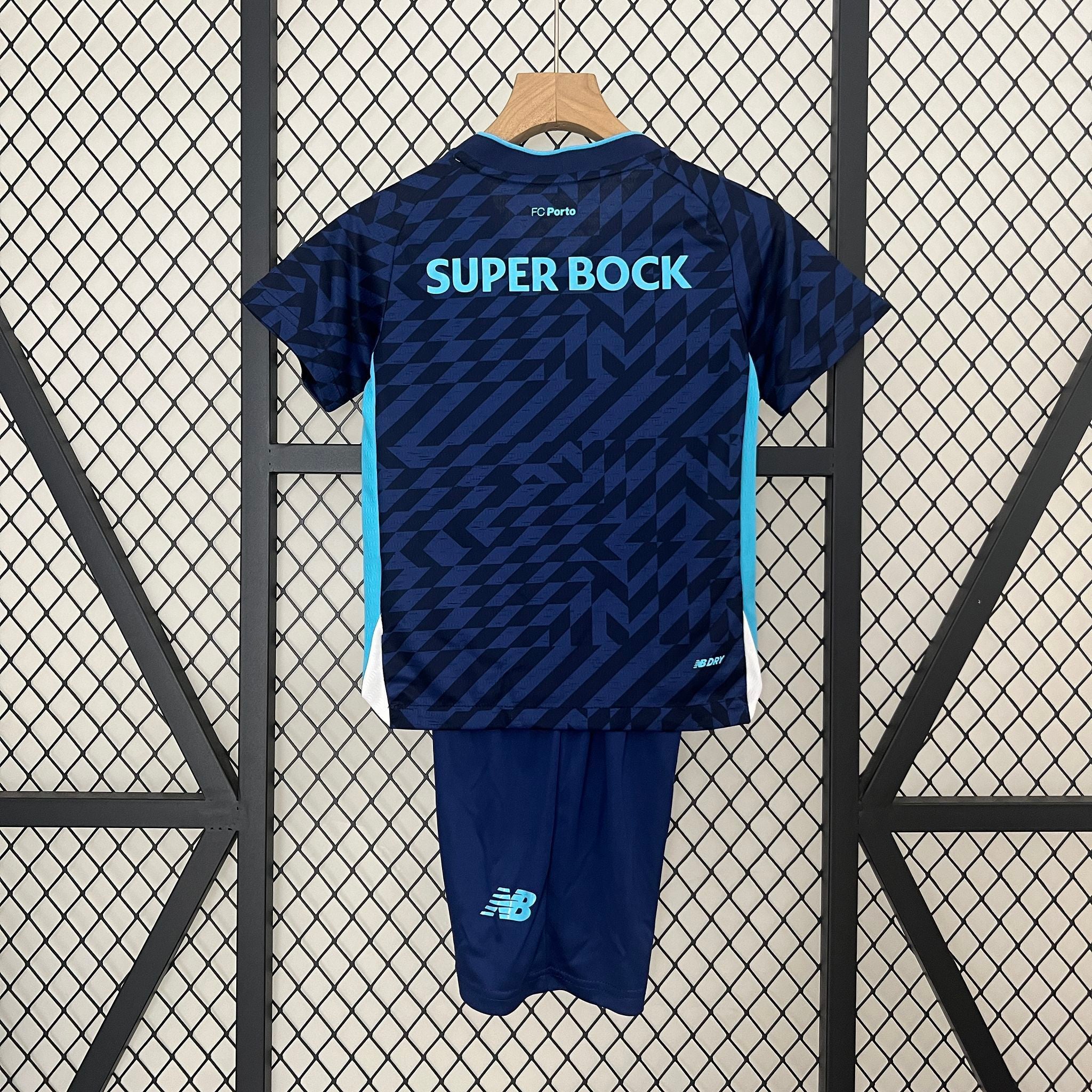 Kit Enfant Porto 2024-25