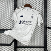 Maillot Nottingham Forest extérieur 2025-26