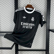 Maillot Real Madrid 2025-26 entrainement