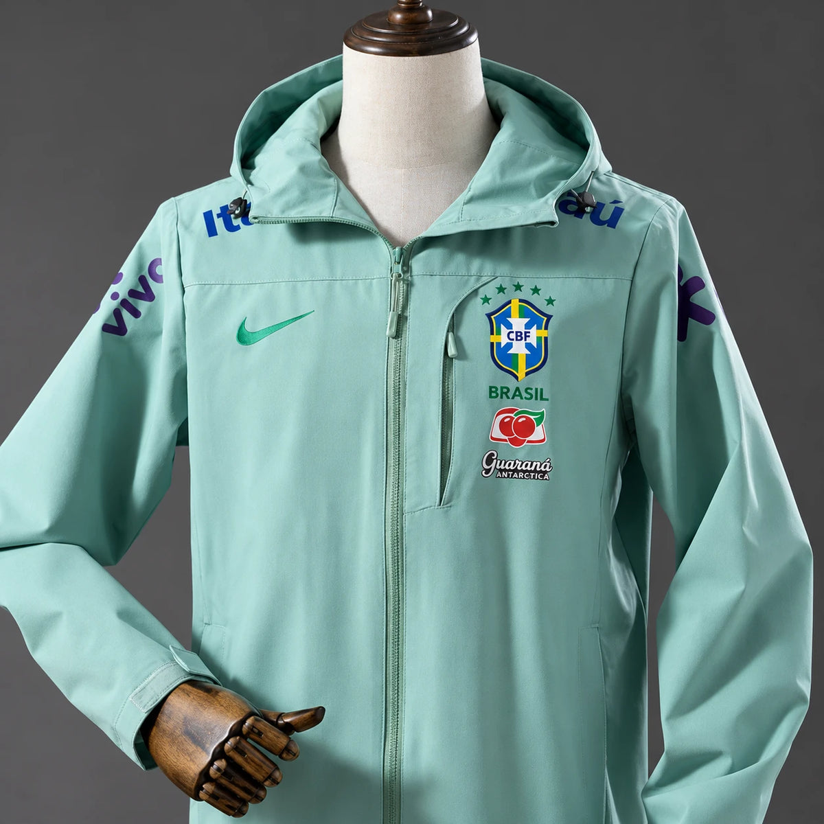Veste Seleção Brésil vert menthe, détail du blason
